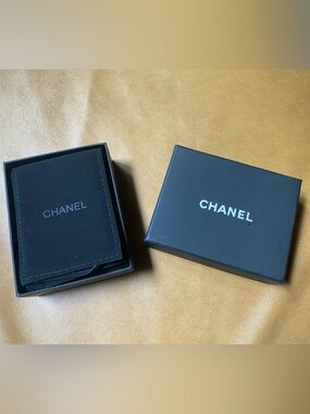 Chanel box and jewelry case used